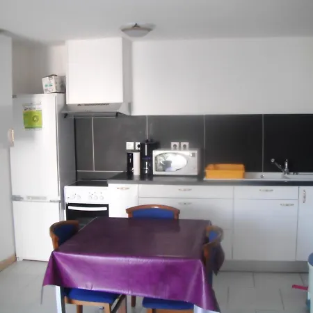 With 2 Bedrooms In With Furnished Terrace And Wifi